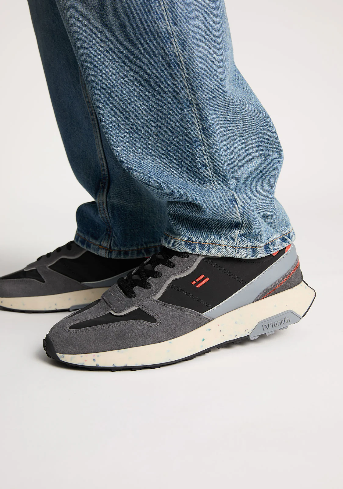 Active Black - Image 5