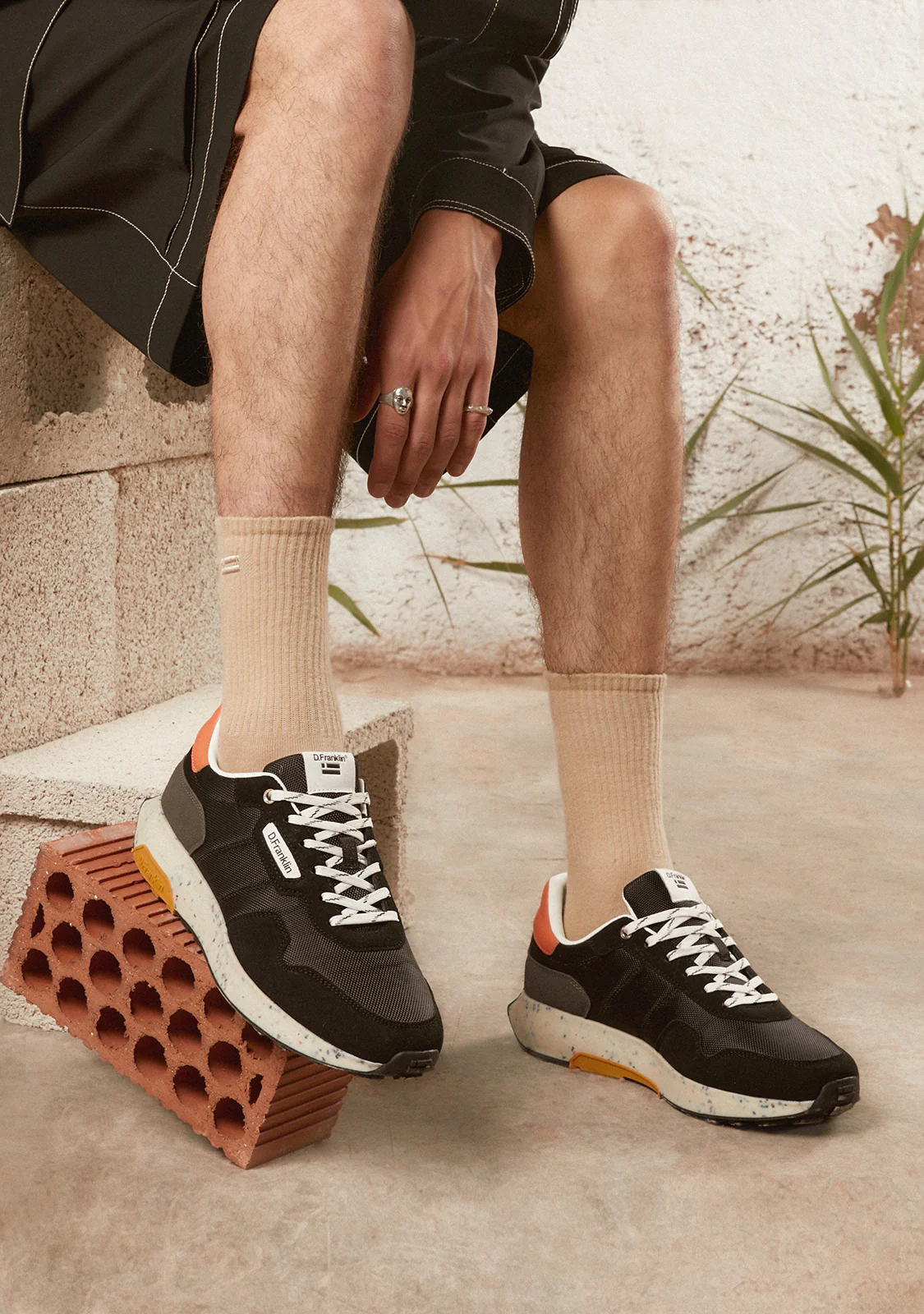 Active Nylon Basic Black - Image 8