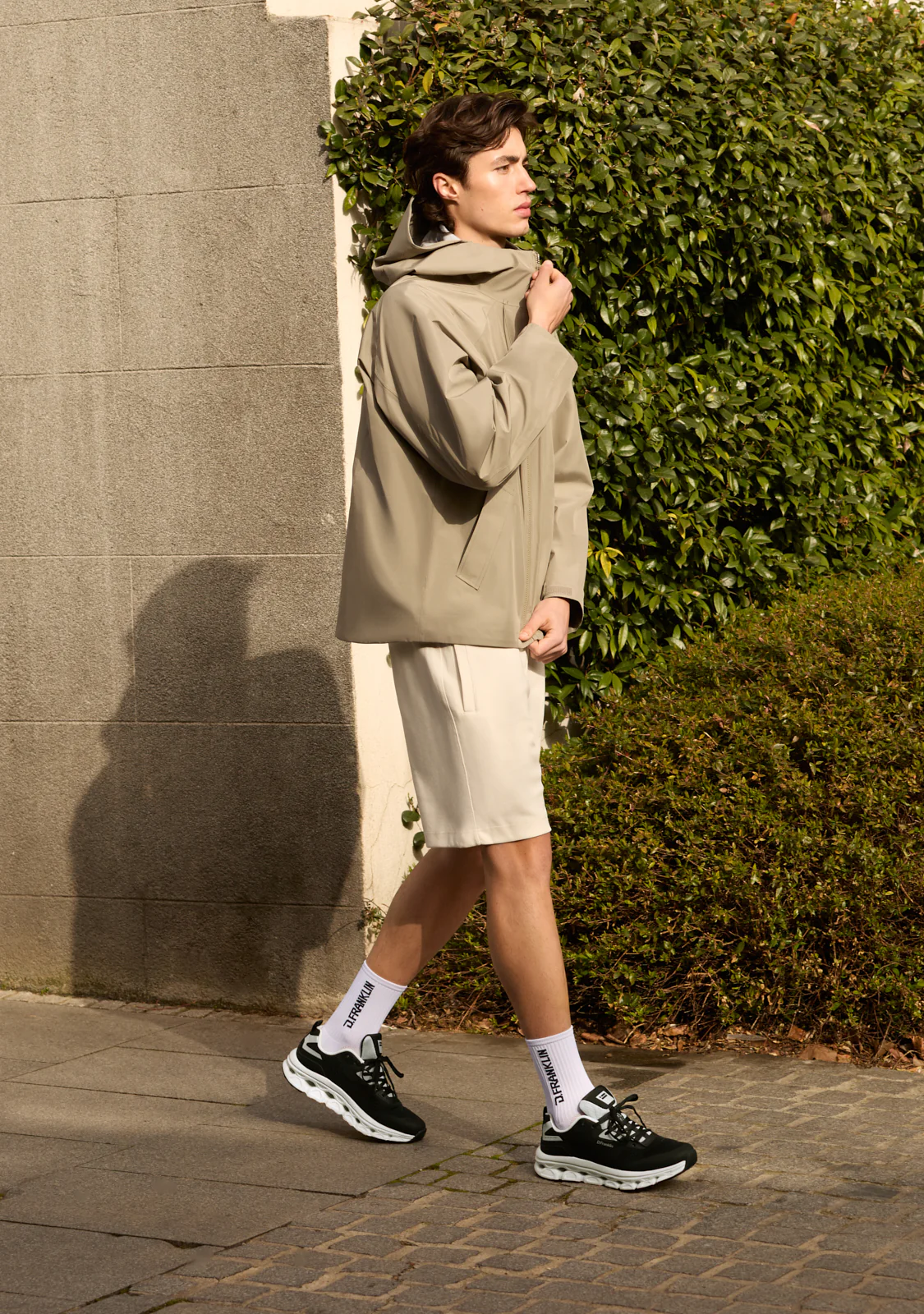 Aero Dual Black / Off White - Image 6