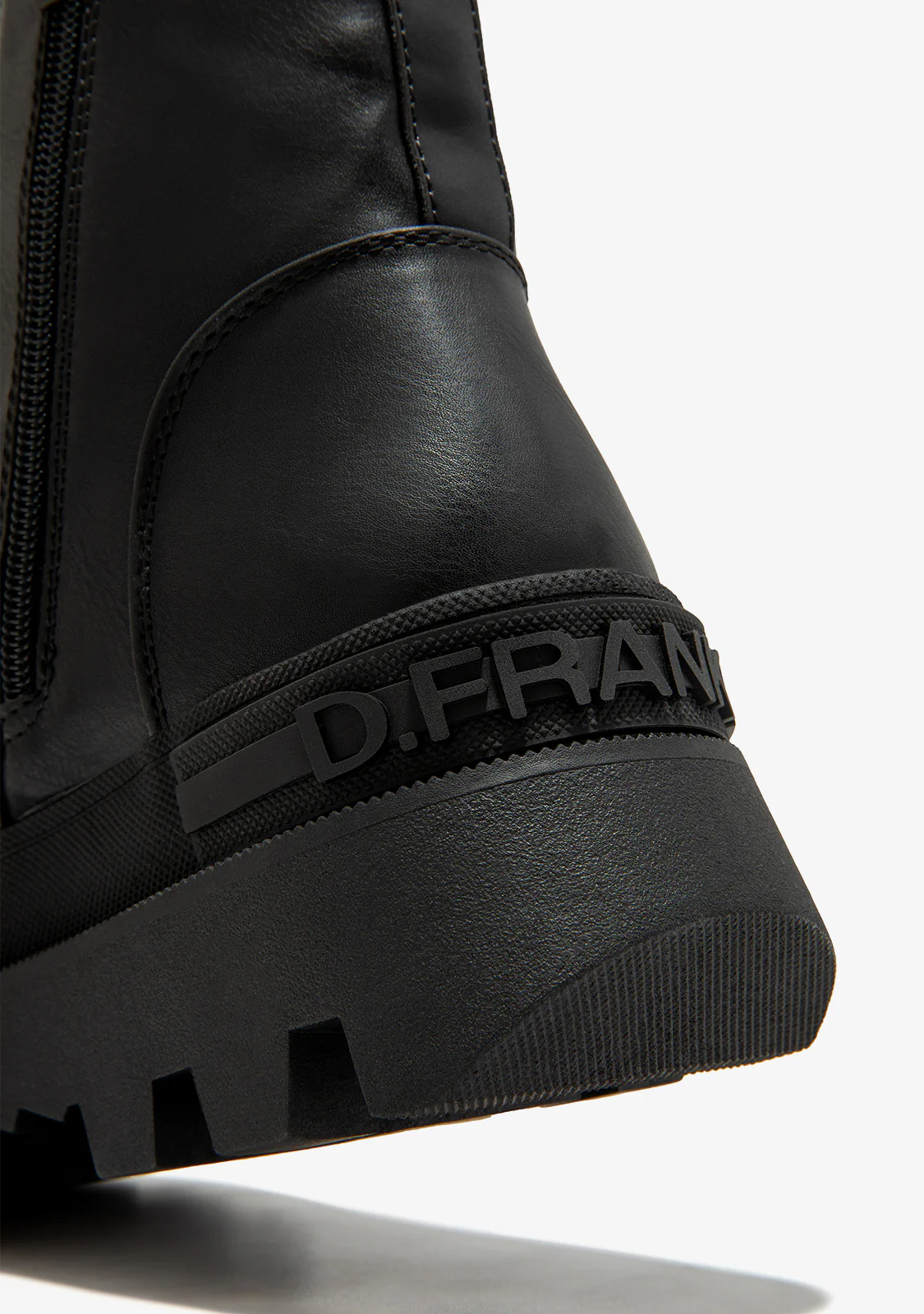 All Track Full Black - Image 4
