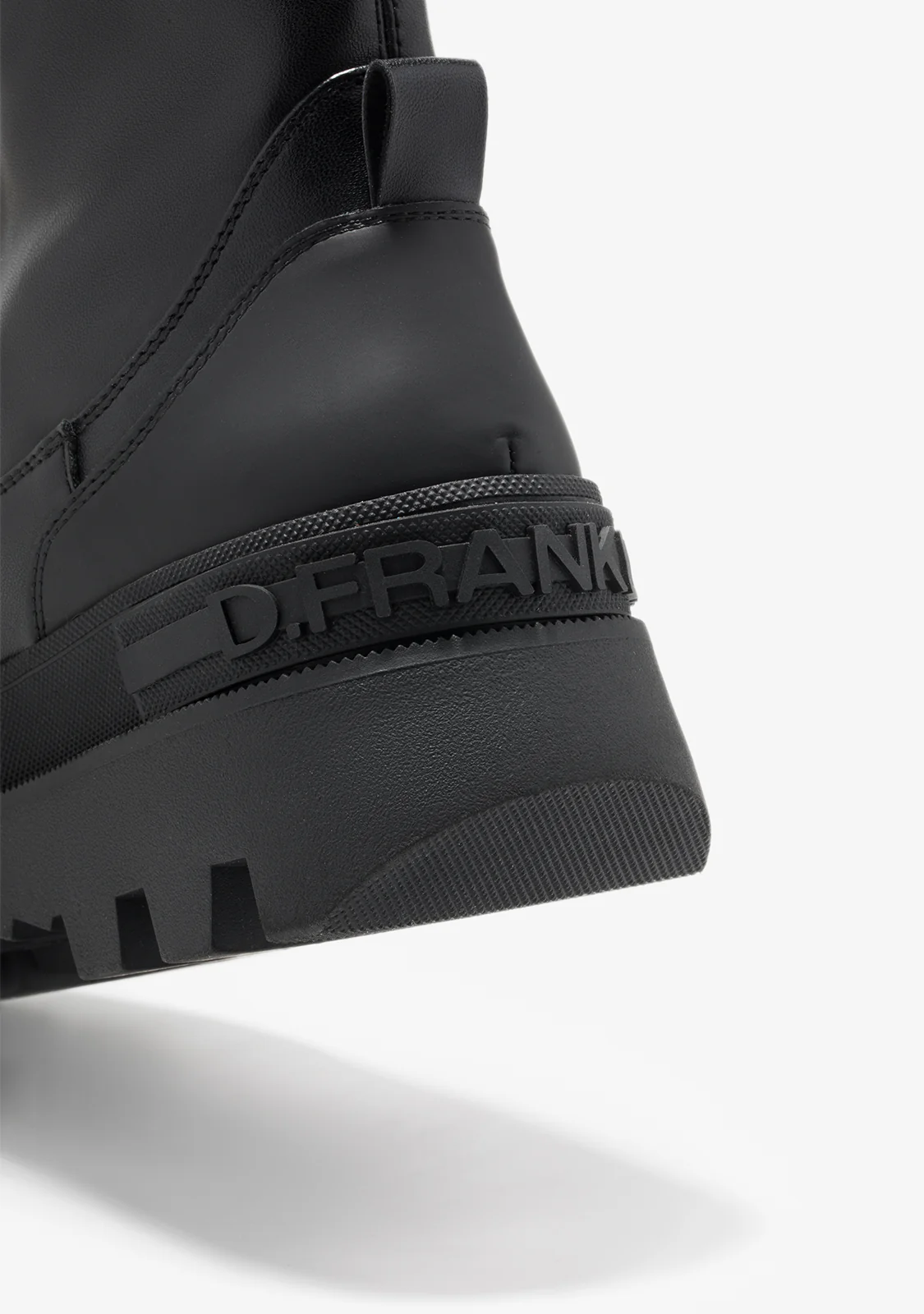 All Track Zip Black - Image 3