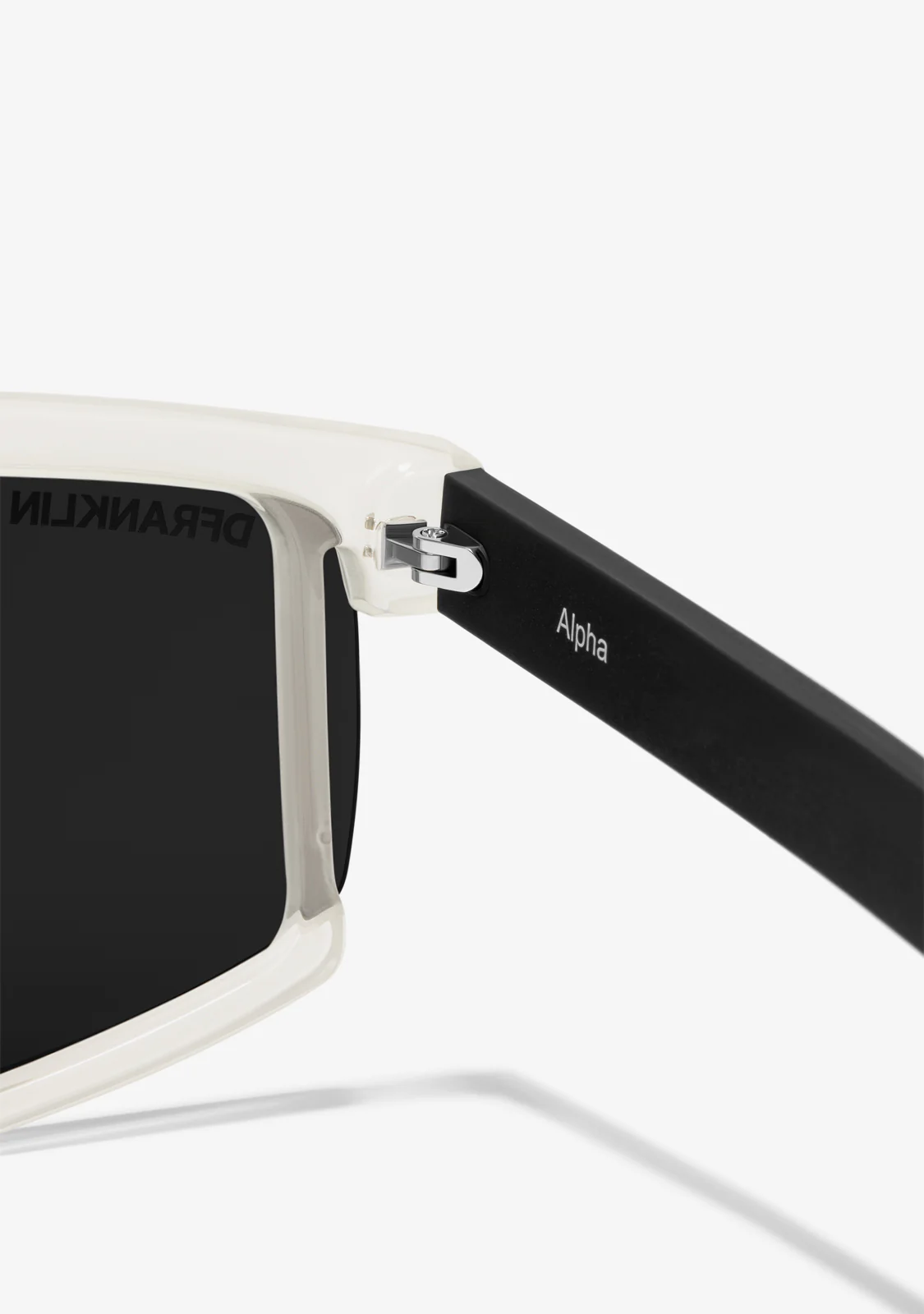 Alpha Milky Crystal / Matt Black - Image 4