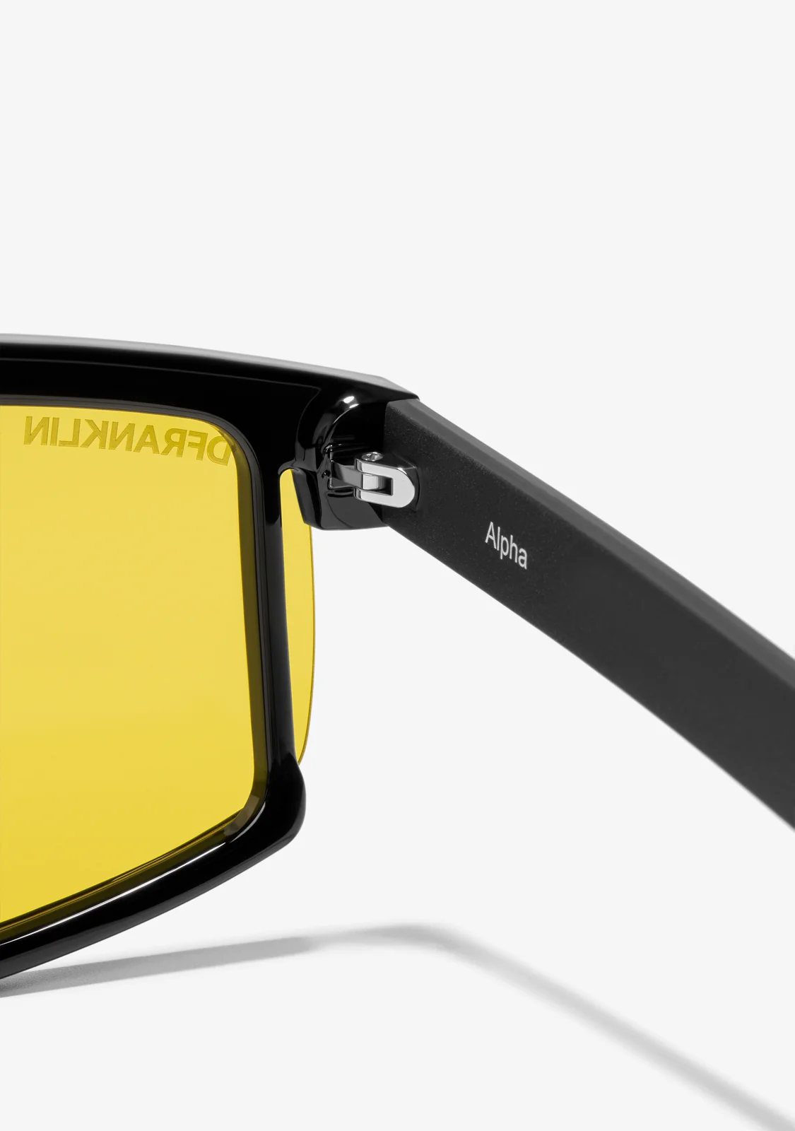 Alpha Shiny Black / Yellow - Image 4