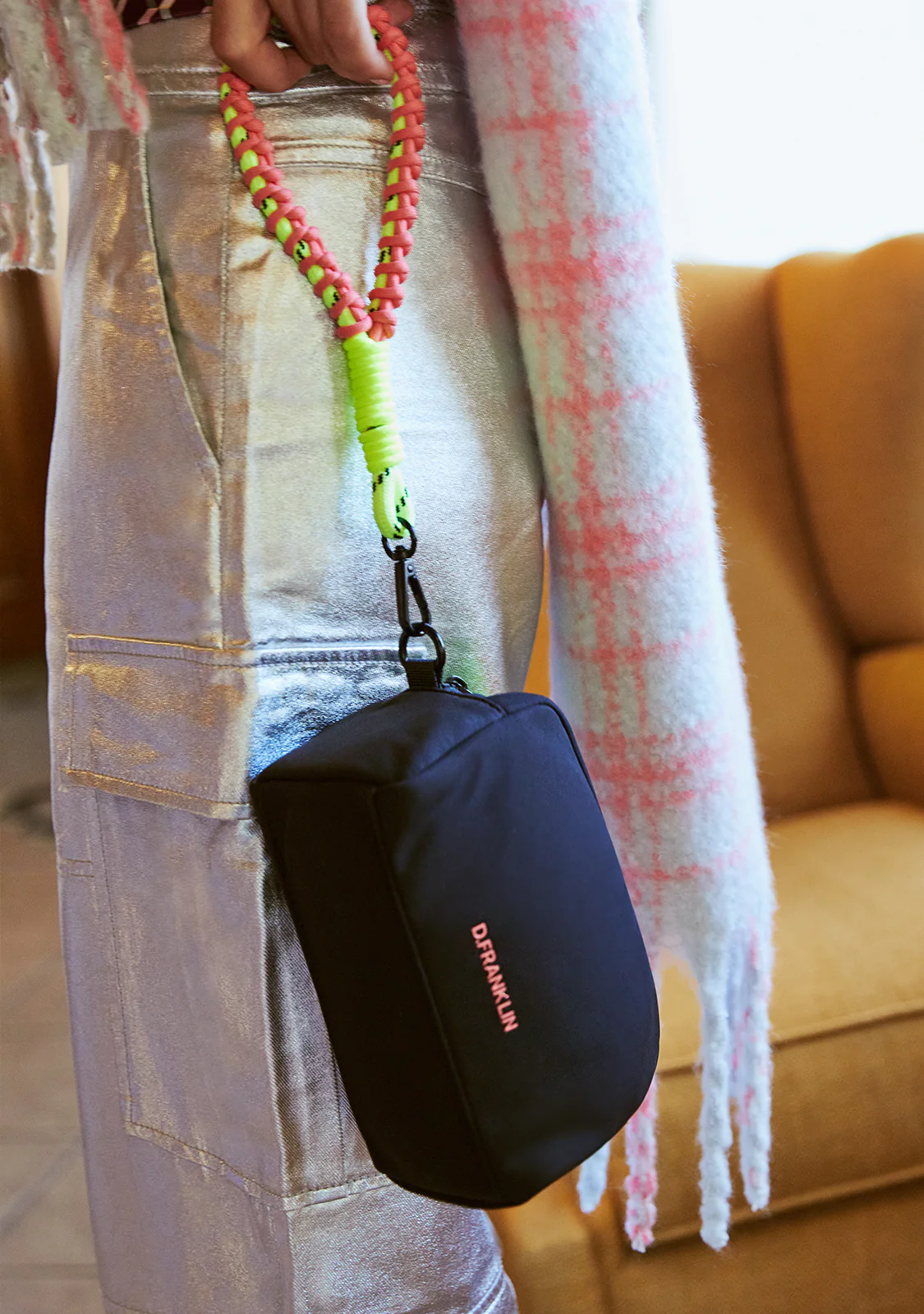 Bomb Beauty Bag Black - Image 4