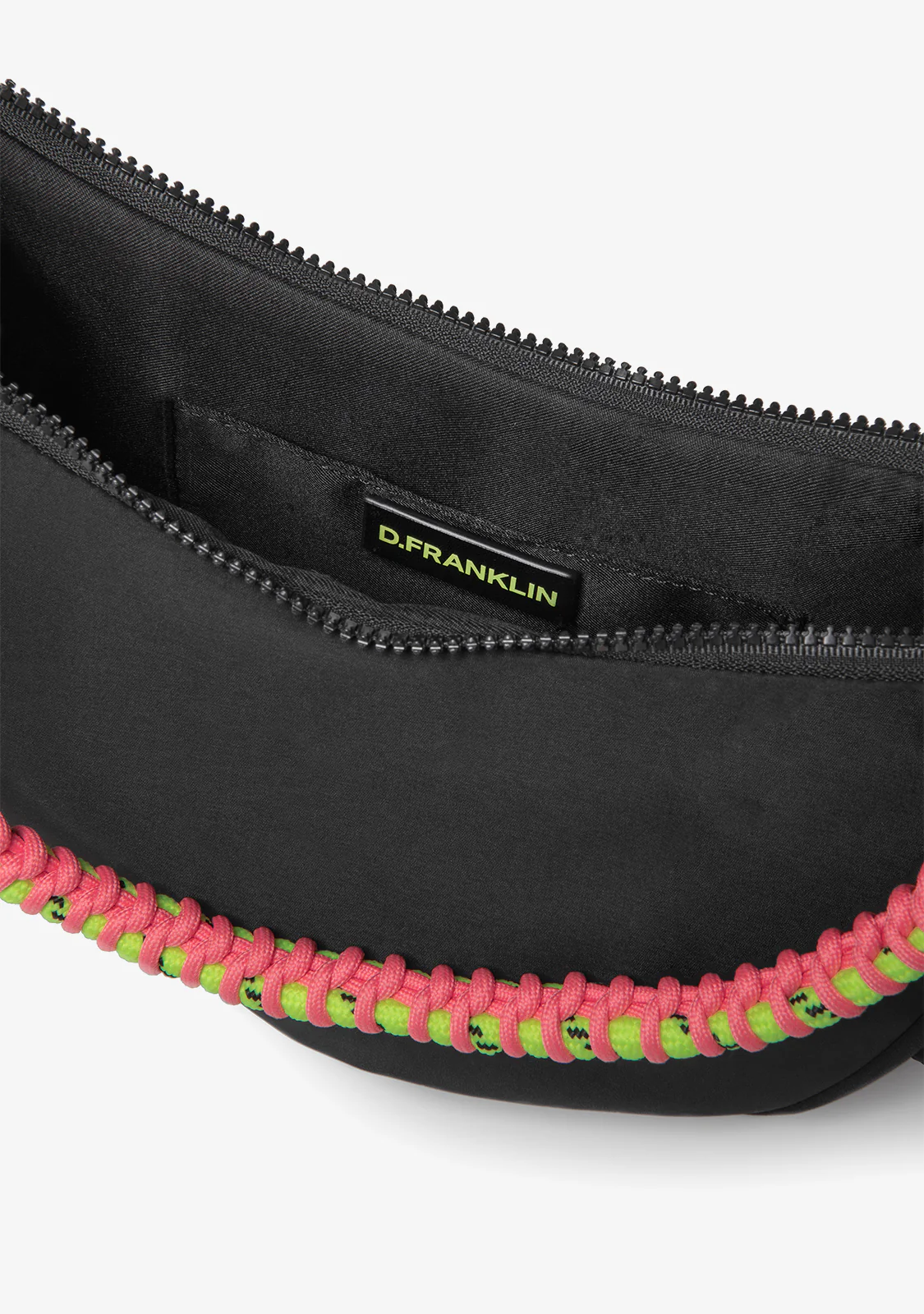 Bomb Round Shoulder Bag Black - Image 3