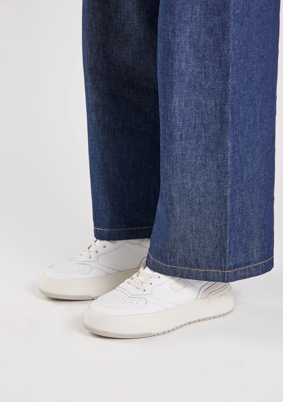 Court Tennis Basic Off White - Image 5