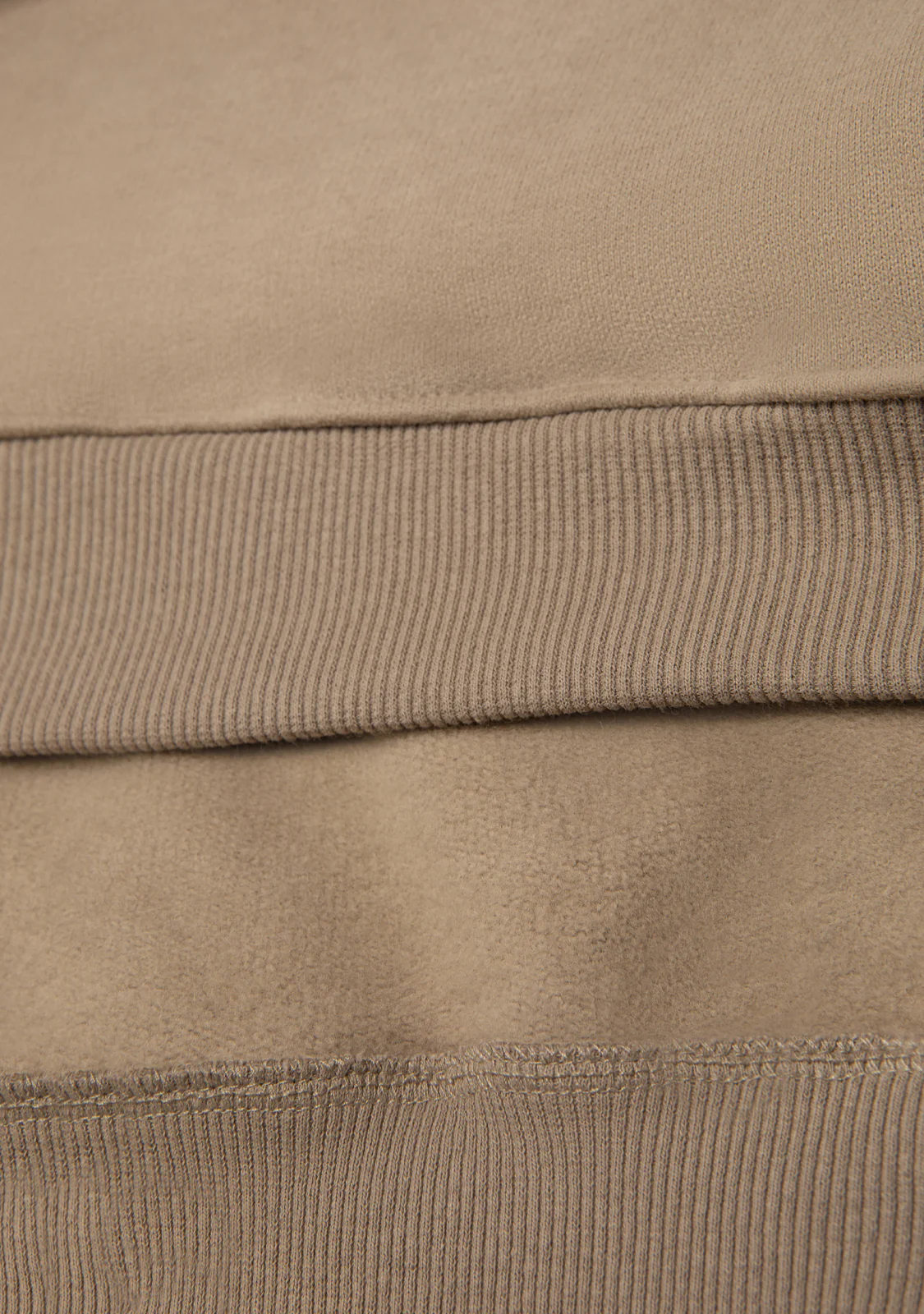 Cropped Polo Sweatshirt Sand - Image 7