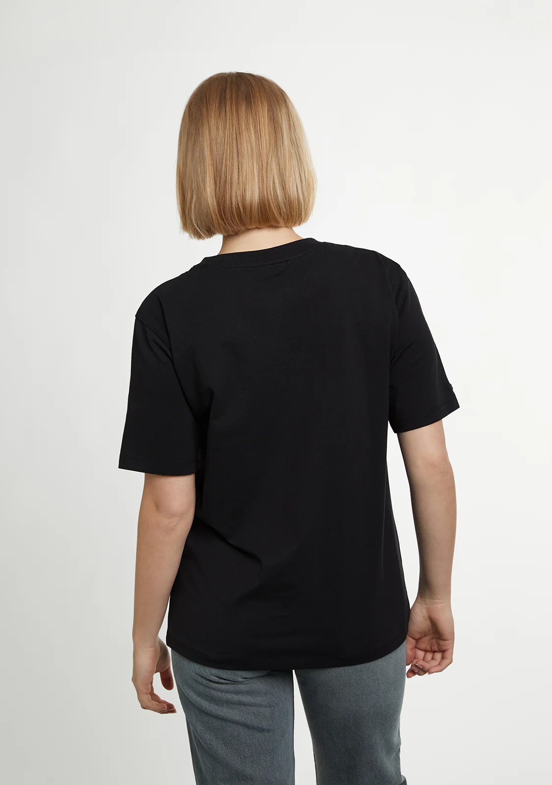 Essential Tee Black - Image 5