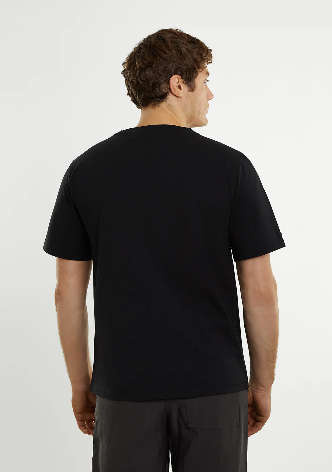Essential Tee Black - Image 7