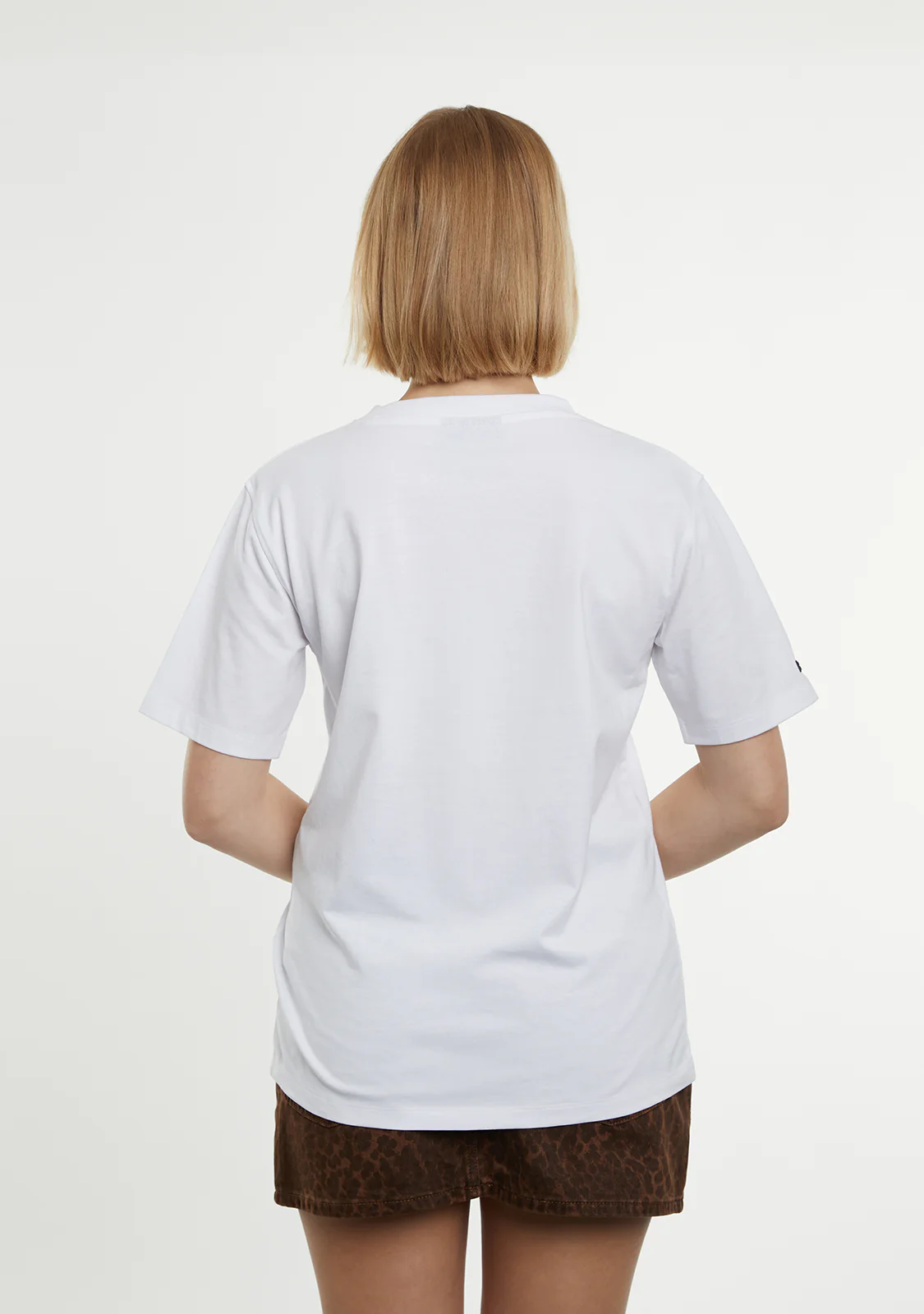 Essential Tee White - Image 5
