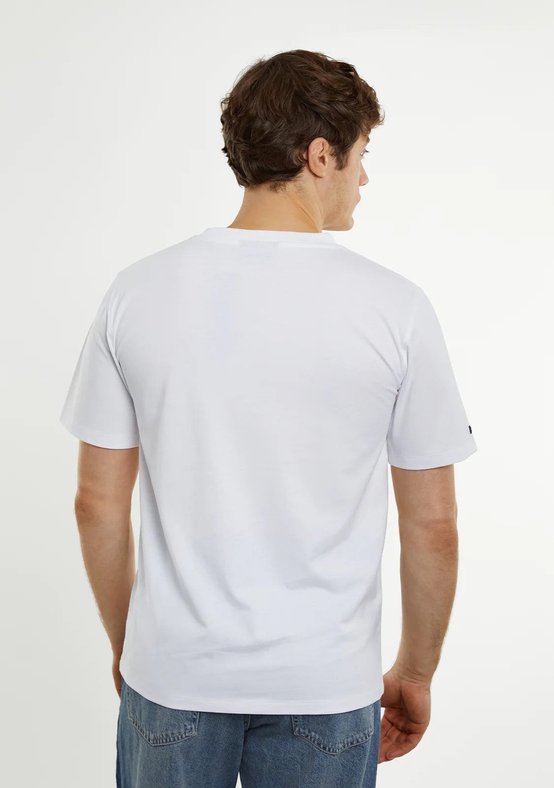 Essential Tee White - Image 7