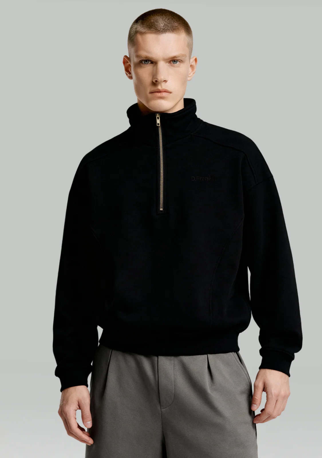 Half-Zip Sweatshirt Black - Image 3