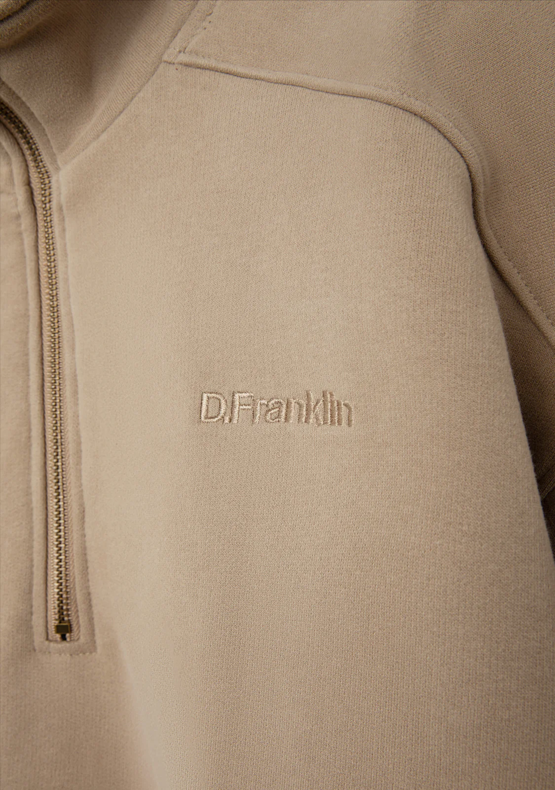 Half-Zip Sweatshirt Sand - Image 2