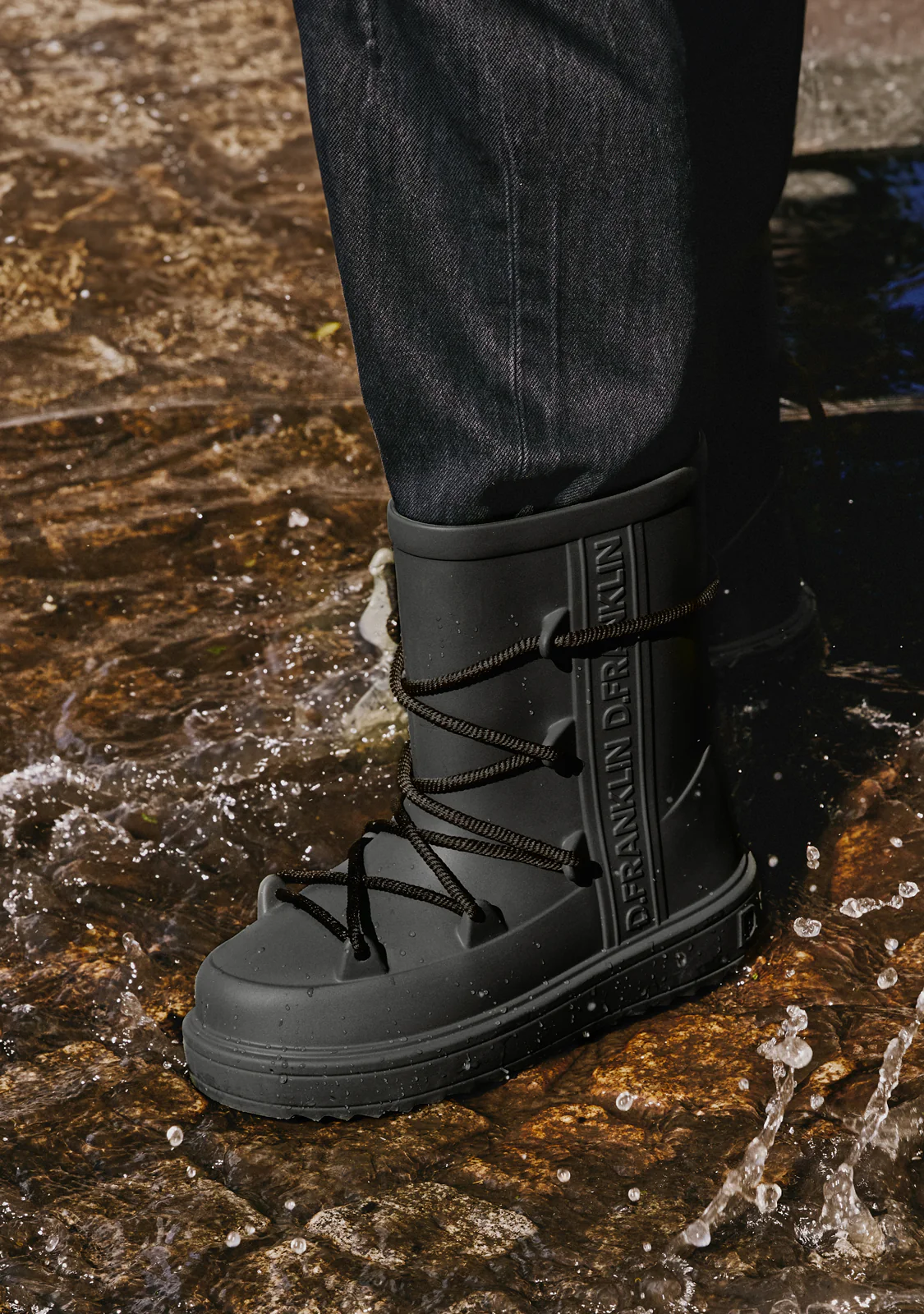 Nevis Black - Image 5