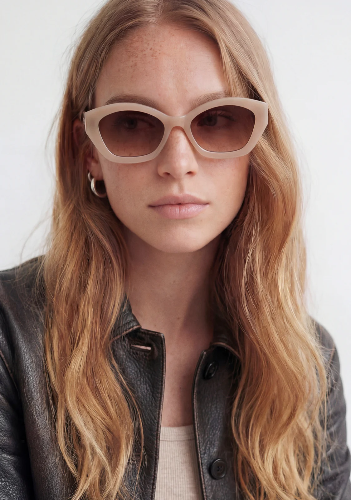 Nola Taupe / Gradient Brown - Image 7