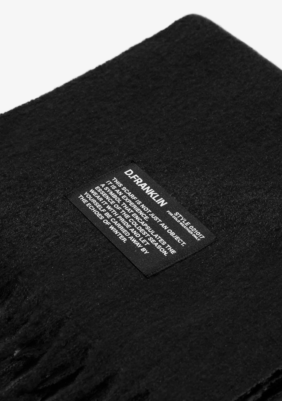 Nordic Basic Scarf Black - Image 3
