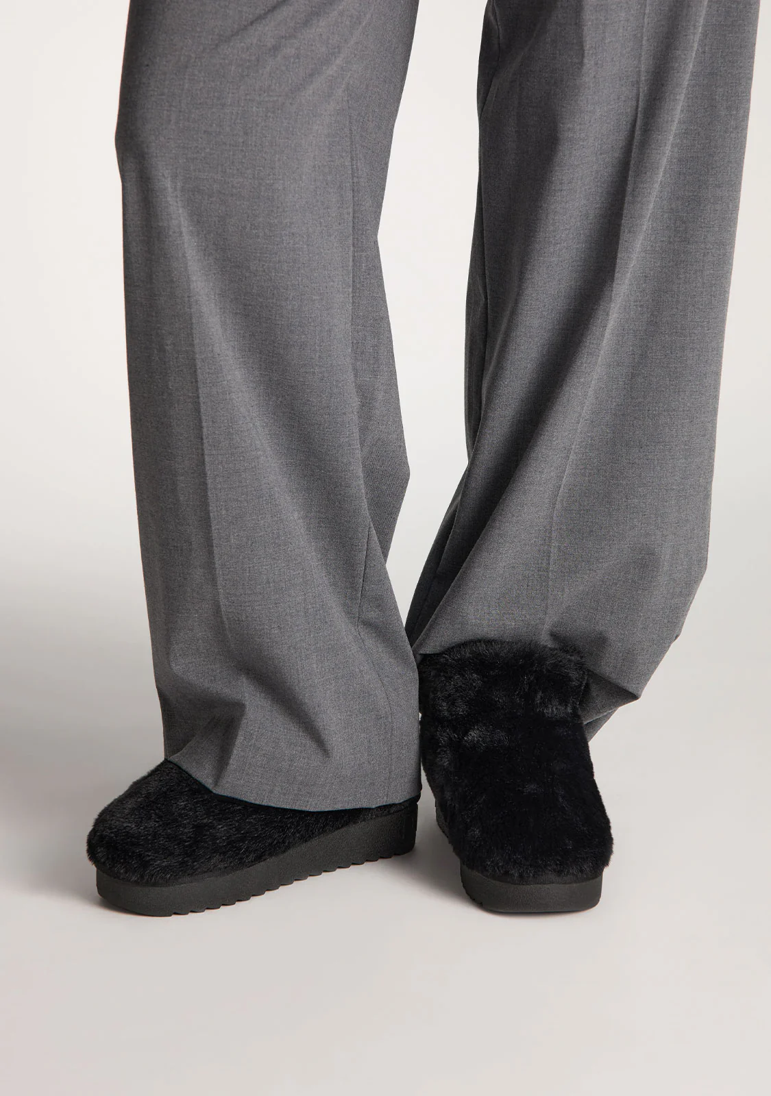 Nordic Full Fur Black - Image 5