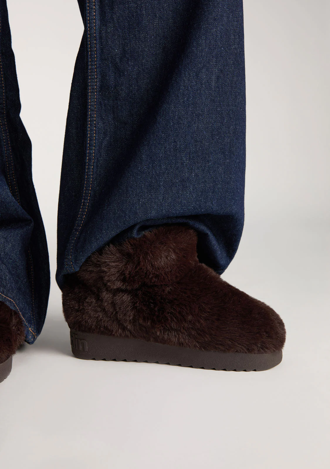 Nordic Full Fur Brown - Image 5