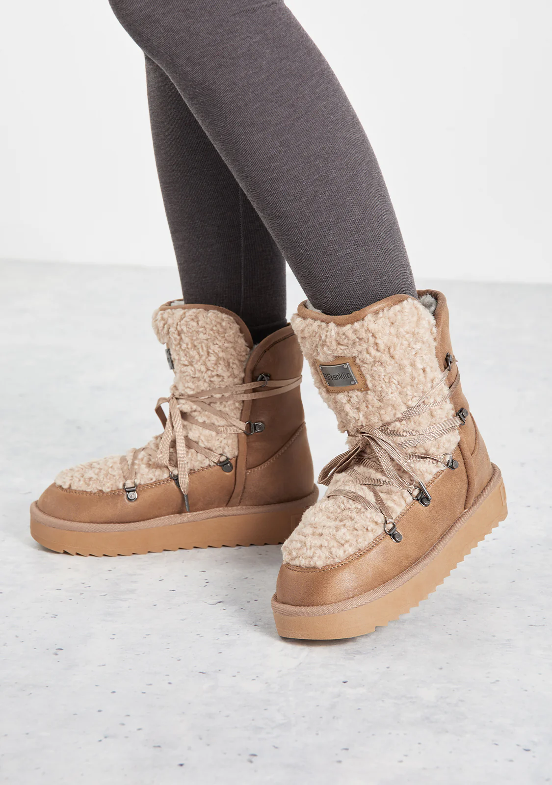 Nordic Fur Sand - Image 5