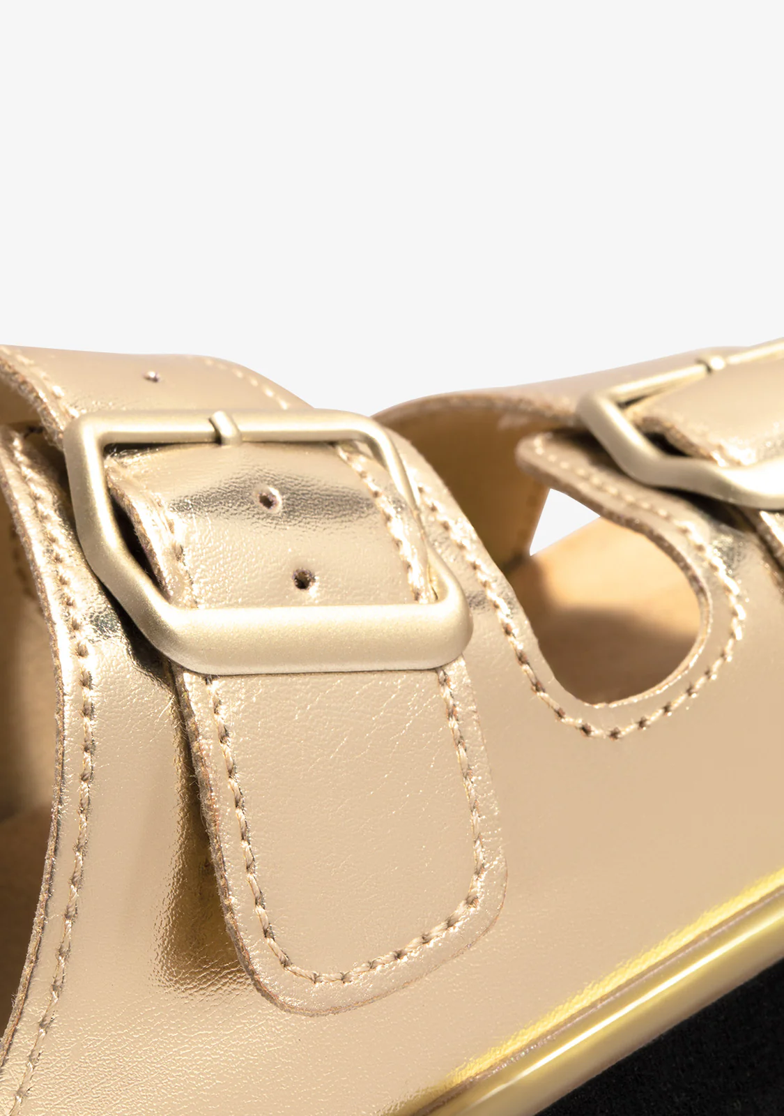 Nordic Sandal Buckle Gold - Image 3
