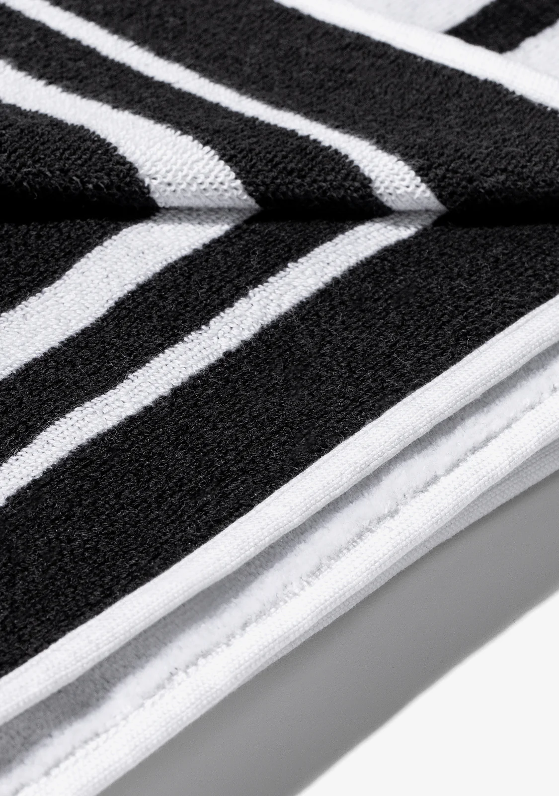 Old Money Jacquard Velour Beach Towel White - Image 3