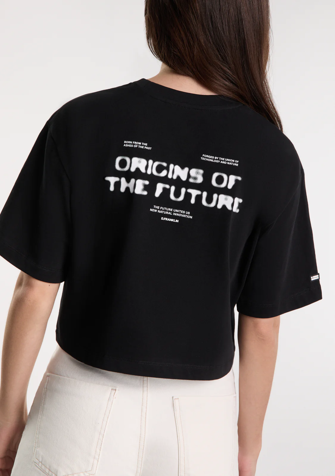 Origins Cropped T-Shirt Black / White - Image 5