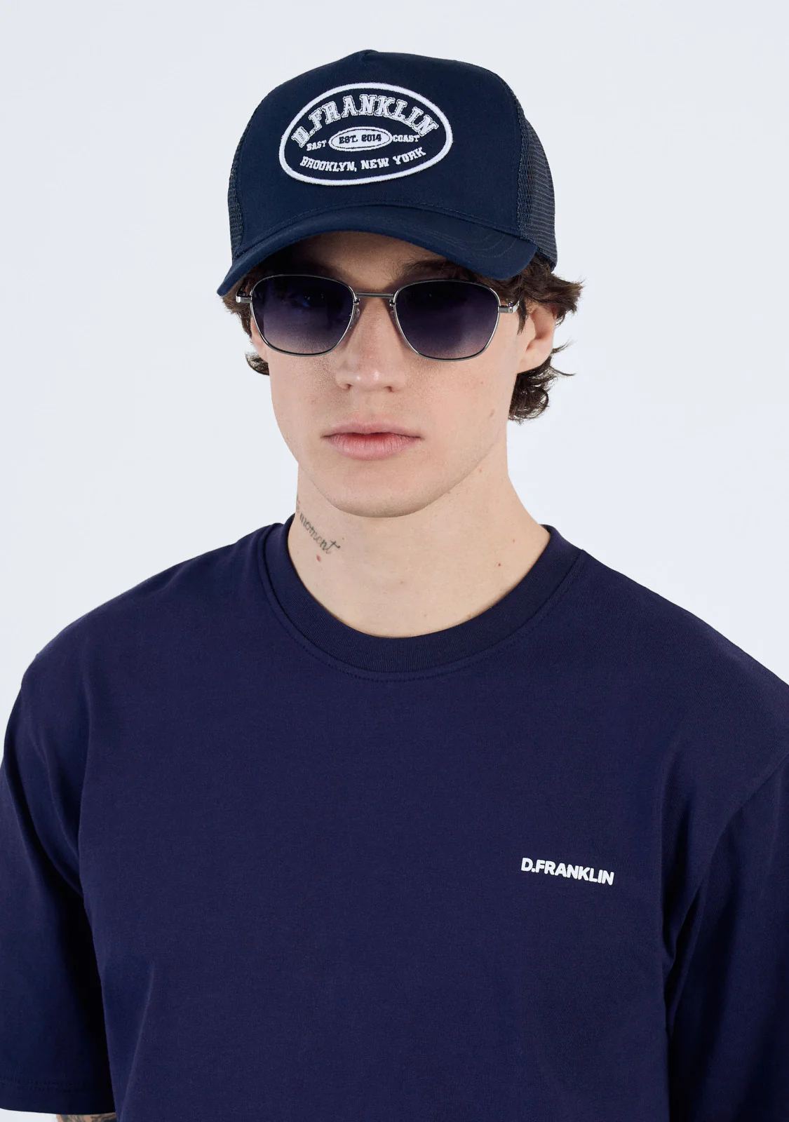 Patch Trucker Cap Navy - Image 5