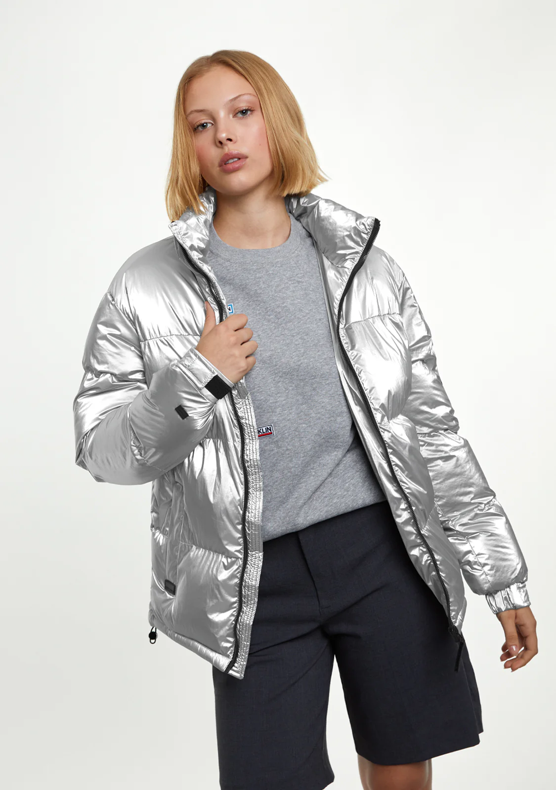 Puffer Jacket Light Grey - Image 10