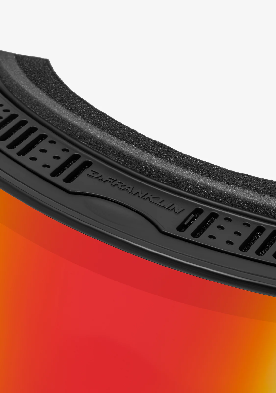 Range Black / Red Revo - Image 3