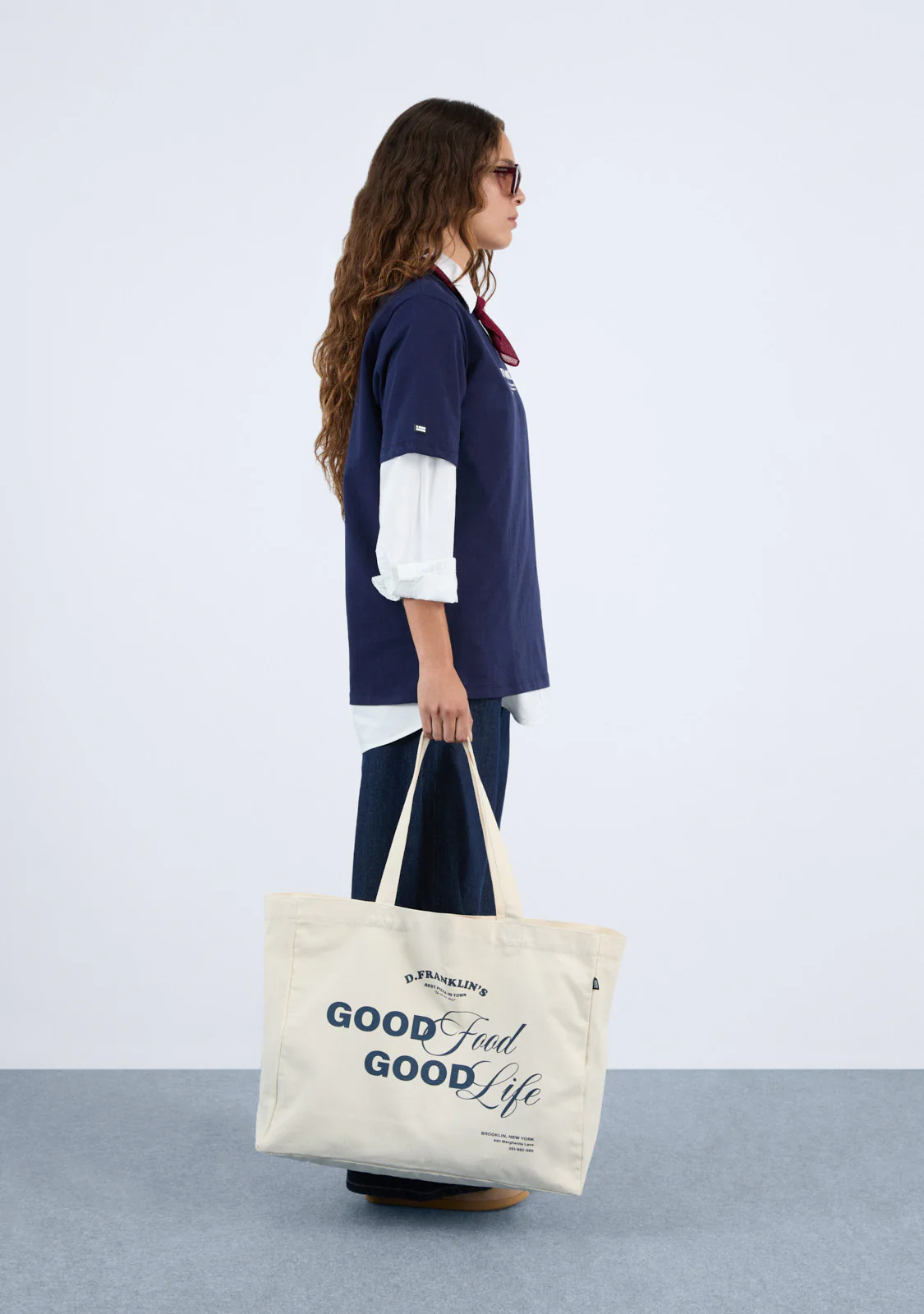 Tomorrow T-Shirt Navy / White - Image 5