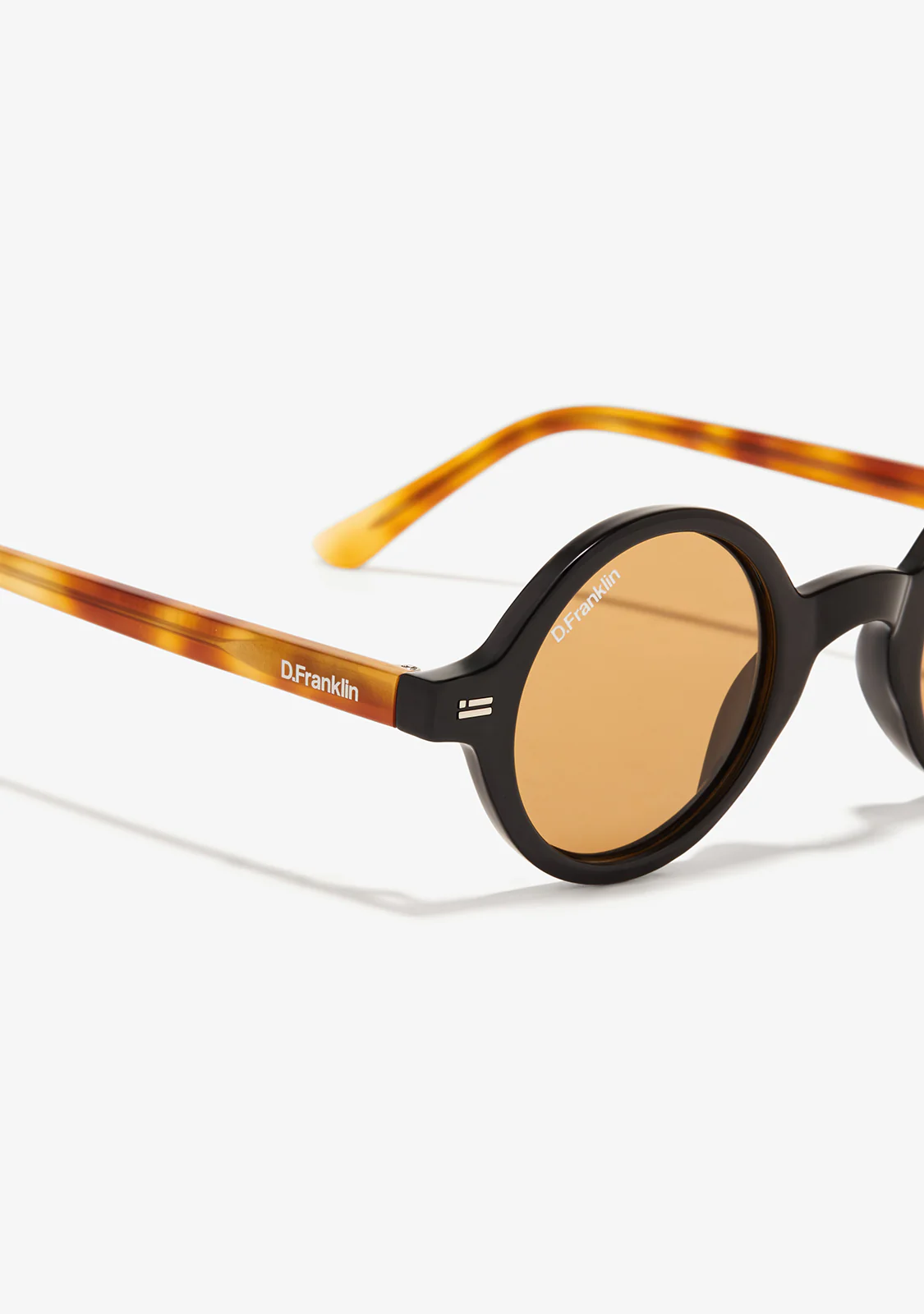 Ultra Light Round Black / Amber - Image 3