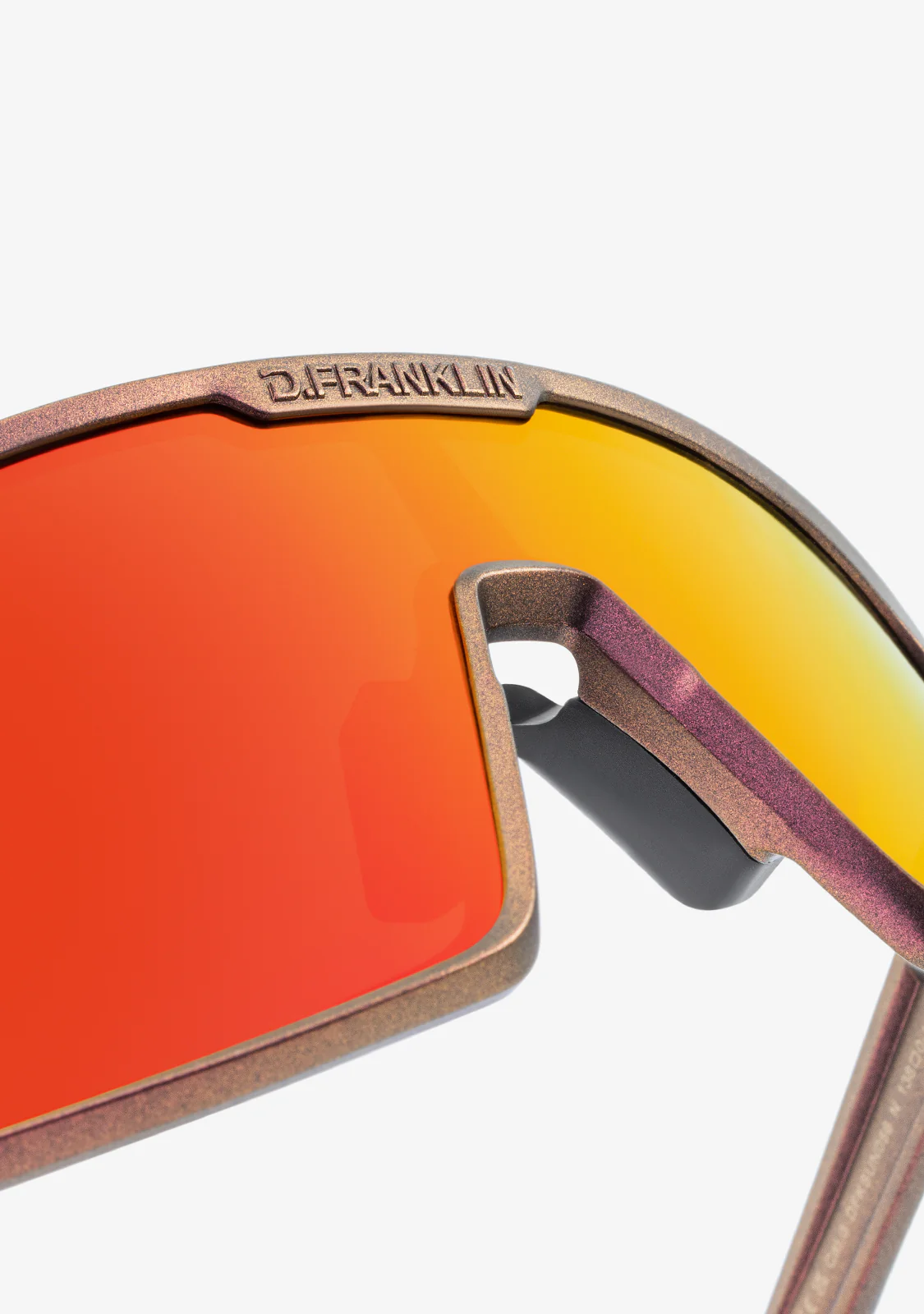 Wind Limited Iridiscent Burgundy / Red - Image 5